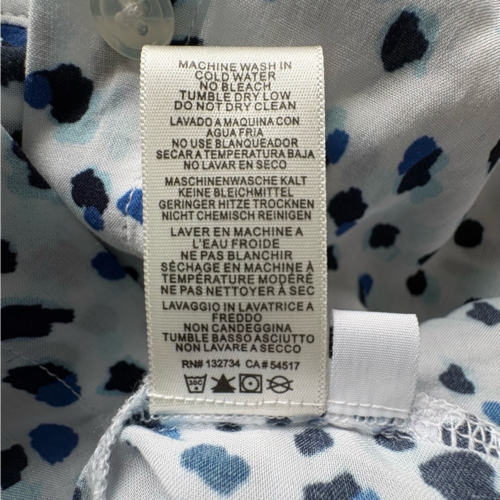 Anthropologie cloth & stone Button Up Boho Top Blue and Black Dots. Medium. Cool - Picture 9 of 10